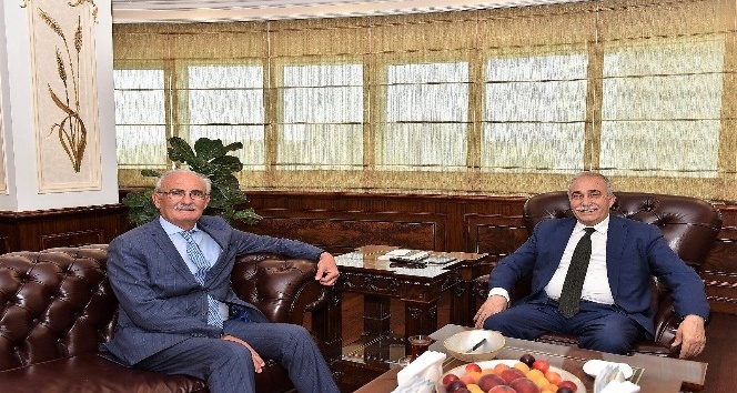 Yılmaz: “Bakanımız Fakıbaba ile uzun yıllara uzanan bir dostluğumuz var”