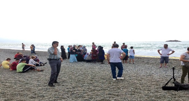 Giresun’da serinlemek için denize giren 2 genç kayboldu
