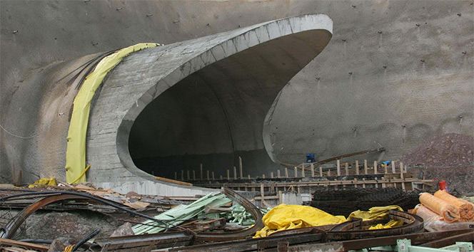 Karahisar Tüneli inşaatında sona gelindi