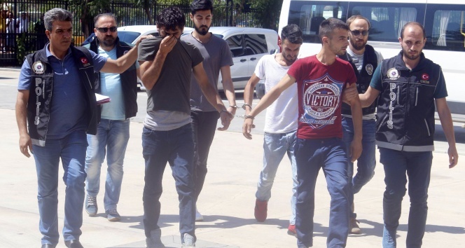 Antalya’da bir gencin ölümüyle ilgili uyuşturucu satıcısı 3 kişi yakalandı