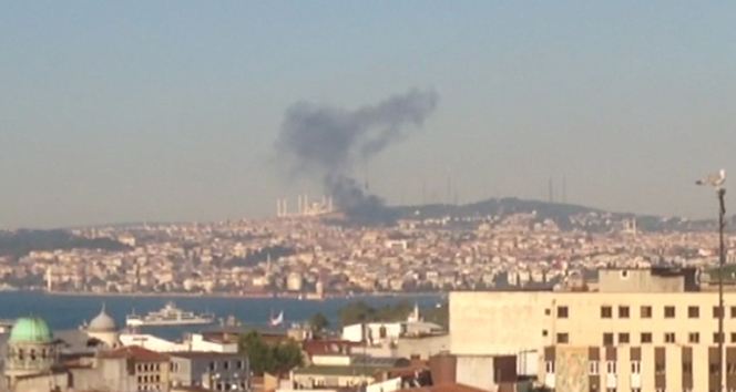 İstanbul Üsküdar’da korkutan yangın!