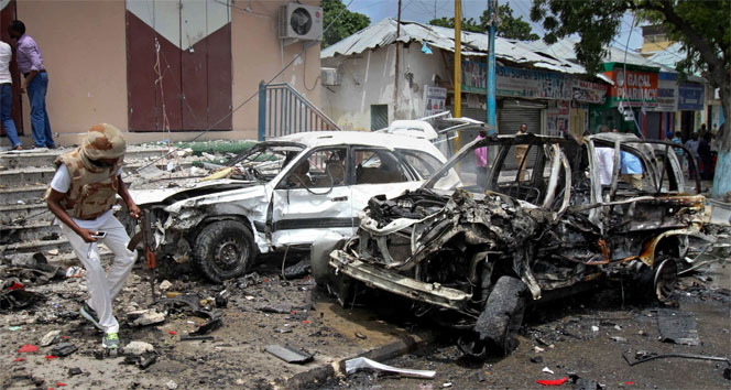 Somali’de bomba yüklü araç patladı: en az 7 ölü