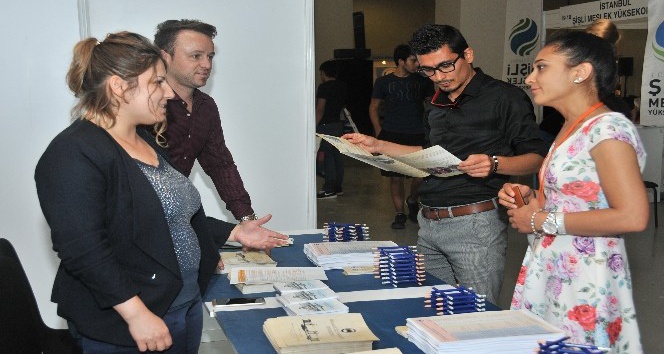 KMÜ İstanbul’da üniversite tanıtım fuarına katıldı