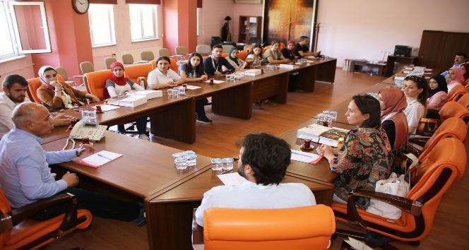 Başkan Çalışkan, Türkçe’nin gönül elçilerini makamında kabul etti