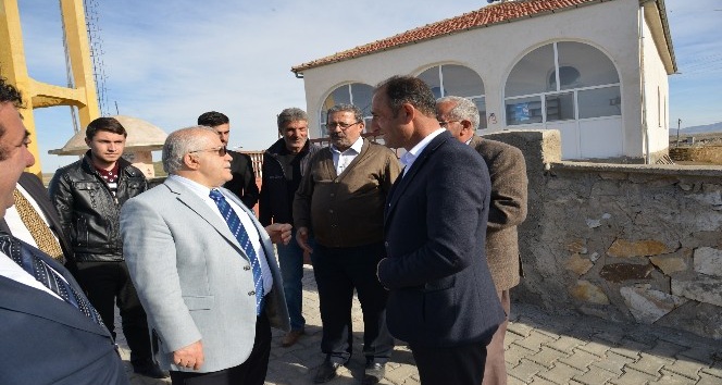 Vali Necati Şentürk, KÖYDES Projesi kapsamında yürütülen çalışmaları anlattı