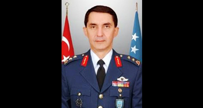 Hava Kuvvetleri Komutanlığına atanan Orgeneral Küçükakyüz kimdir?