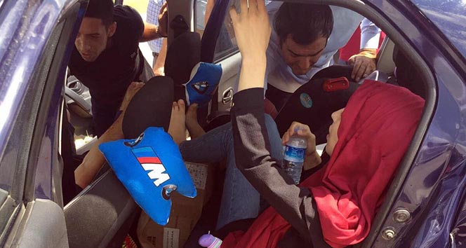 Kazada yaralananlara ilk müdahale CHP&#039;li vekillerden geldi