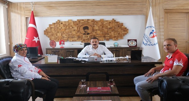 Olimpiyat üçüncüsü sporcudan Kısacık’a ziyaret