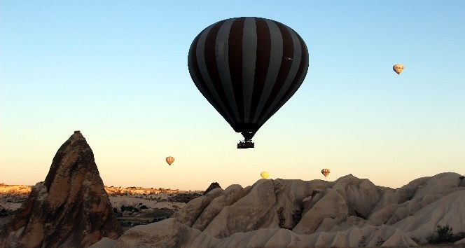 Uzakdoğulu turistler Kapadokya’dan balon turu yapmadan gitmiyor