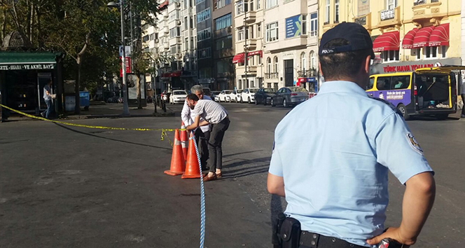 Taksim Meydanı&#039;nda şüpheli paket alarmı