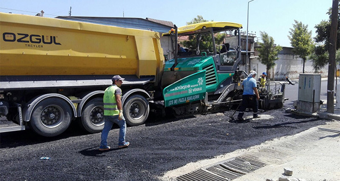 Aydın Büyükşehir asfalt çalışmalarını Söke’de sürdürüyor