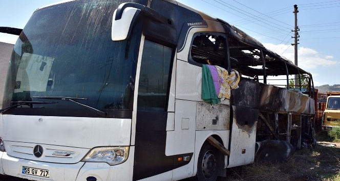 Kastamonu’da 46 yolcunun bulunduğu otobüs alev alev yandı