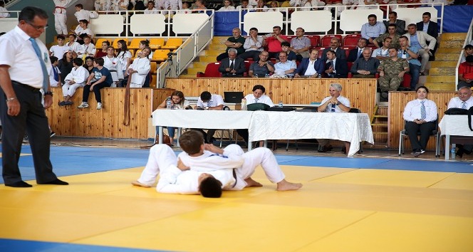 15. Geleneksel Karadeniz Judo Turnuvası başladı