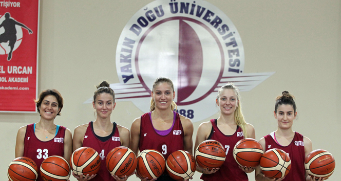 YDÜ Kadın Basketbol Takımı sezonu açtı