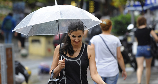 İstanbul’da sağanak yağmur etkili oluyor!