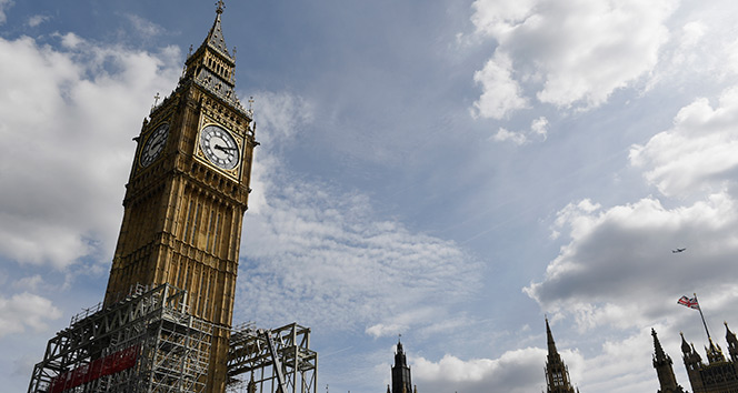 Londra’nın simgesi Big Ben sessizliğe bürünüyor