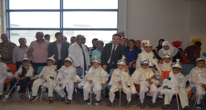 Iğdır Devlet Hastanesinden toplu sünnet töreni