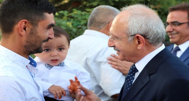 Kılıçdaroğlu: “Türkiye’deki Suriyelilerin ülkelerine geri gitmelerini istiyoruz”