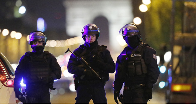 Fransa&#039;da terör alarmı