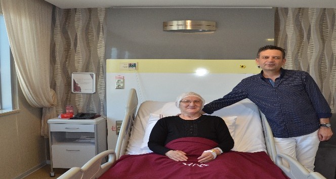 Beynindeki tümör “konuşarak” çıkarıldı