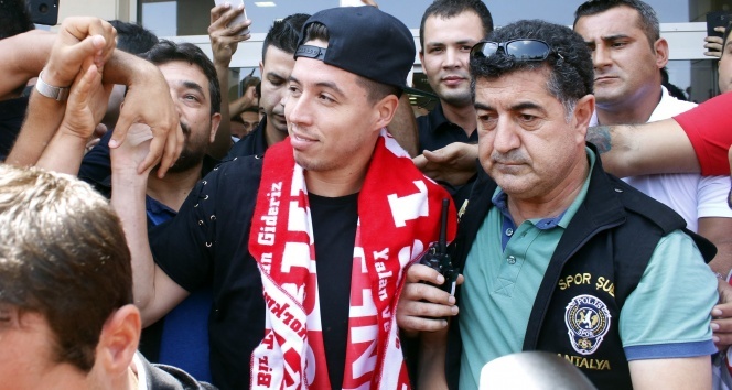 Samir Nasri resmen Antalyaspor’da