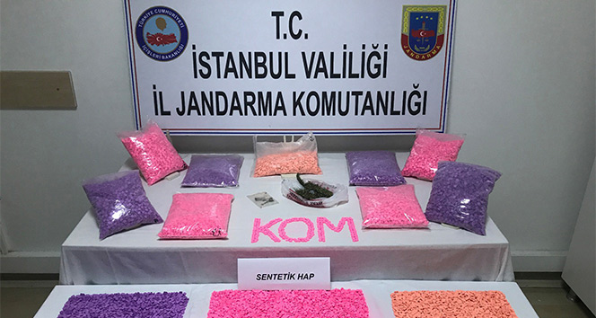 Şeker kutusunda Extacy’ye jandarma engeli