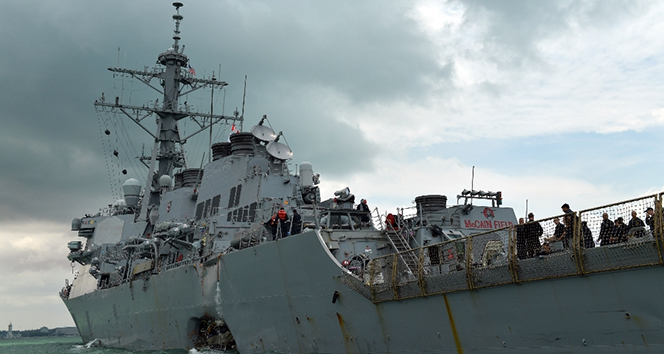 ABD 7. Filo Komutanı Koramiral Aucoin, görevden alındı