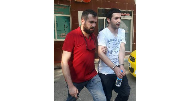 Alanya’da 3 ‘Bylock’ hatlı FETÖ’cü tutuklandı