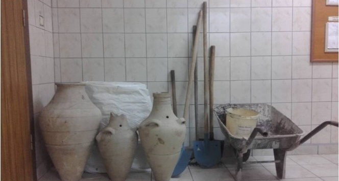 Kilise de kazı yapan 7 kişi yakalandı