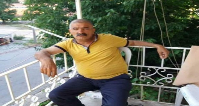 Oğlu tarafından öldürülen babanın cenazesi defnedildi