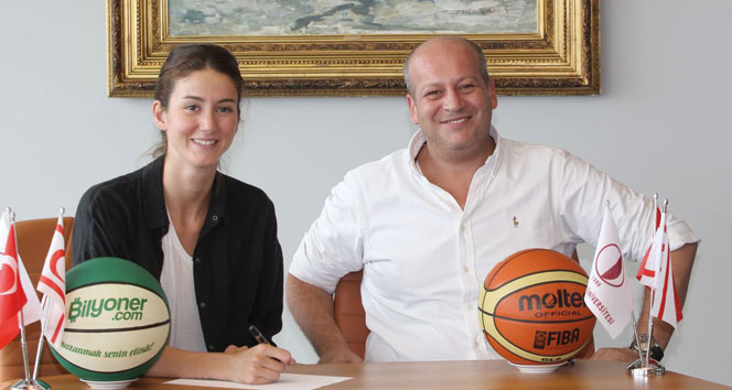 Olcay Çakır’la bir yıl daha