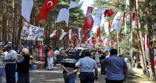 16’ncı Ardahan Bal Festivali renkli görüntülere sahne oluyor