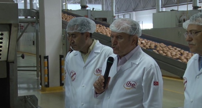 Halk Ekmek&#039;te robotlar ekmekleri el değmeden kasalıyor