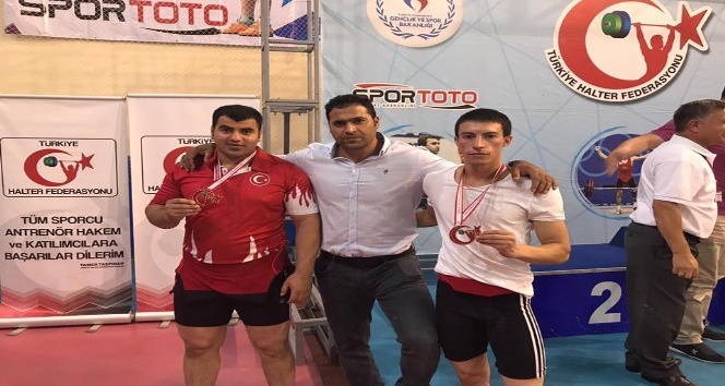Ağrılı halterci Arif Koç Türkiye Şampiyonu oldu
