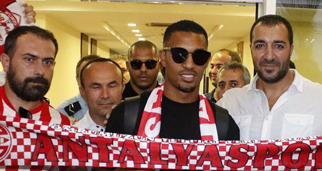 William Vainqueur, Antalya’ya geldi