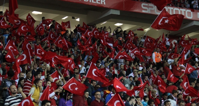 Eskişehir’de milli coşku başladı