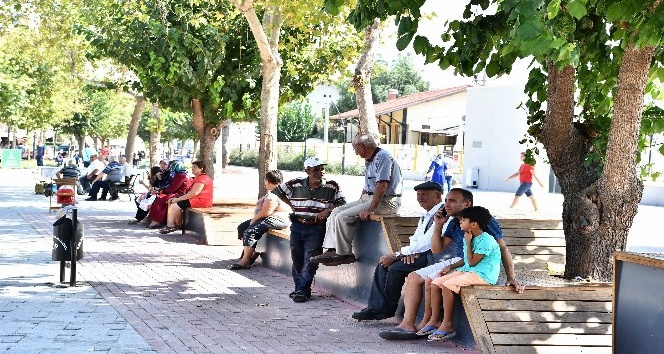 Çiğli Kasaplar Meydanı’na sihirli dokunuş