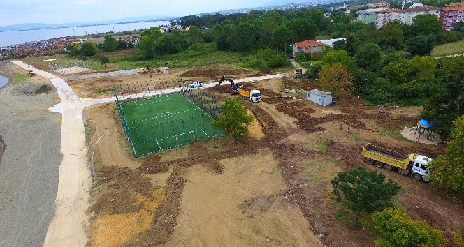 Başiskele sahili genişliyor