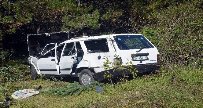 Kastamonu’da otomobil şarampole devrildi: 1 ölü, 4 yaralı