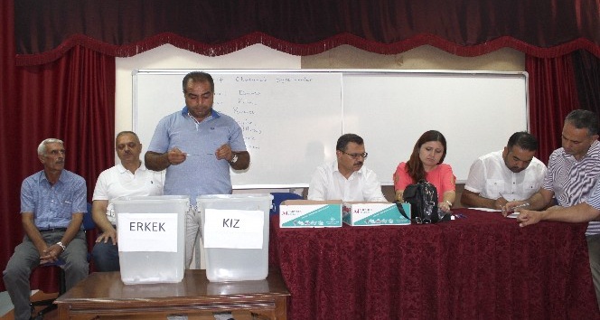 Öğretmenler kura ile belirleniyor