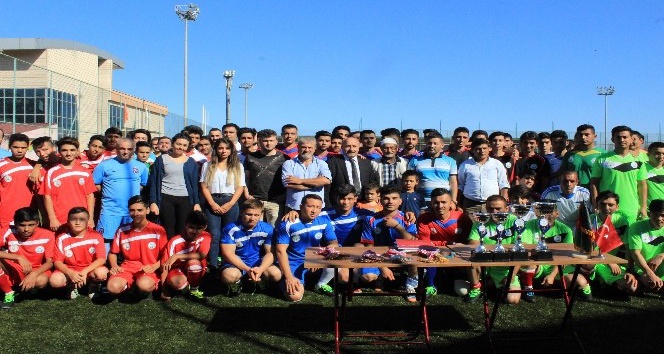 Trabzon’da yaşayan göçmenler için futbol turnuvası düzenlendi