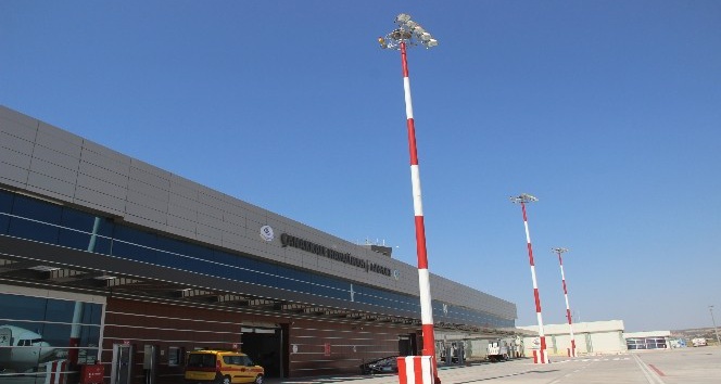 Çanakkale’de havayolu seyahatleri arttı