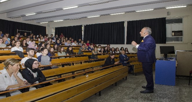 ESOGÜ Tıp Fakültesi 2017-2018 Öğretim Yılı 1’inci sınıf öğrencilerine Oryantasyon Programı