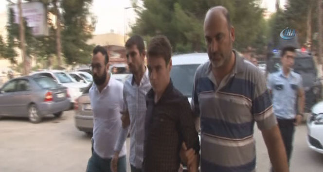Adana&#039;da FETÖ operasyonu: 35 gözaltı