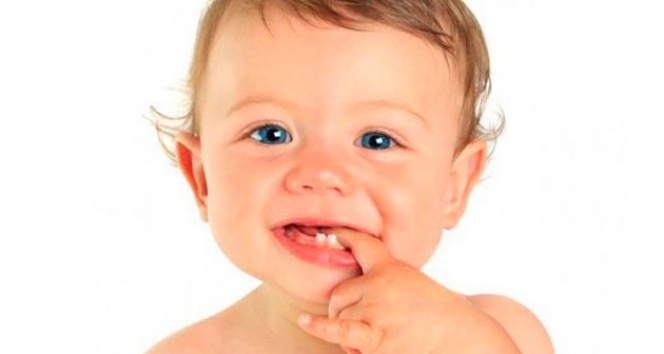 Bebeklerde diş çıkarma belirtileri nelerdir? Doktorlar anlatıyor