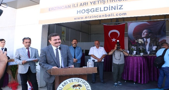 Erzincan’da Balmumu ve Arı Keki Tesisi törenle açıldı