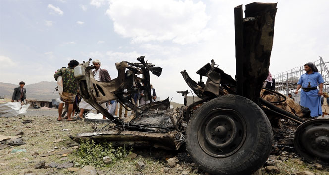 Husi militanları sivilleri hedef aldı: 3 ölü, 8 yaralı