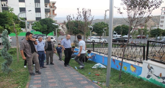 Başkan Dülgeroğlu çocuk parkı çalışmalarını inceledi
