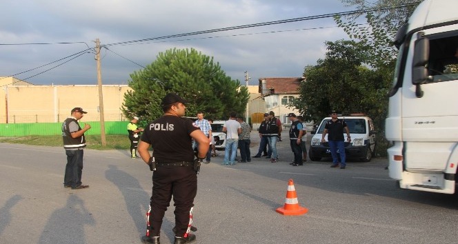 Akyazı ilçesinde uyuşturucu operasyonu düzenlendi