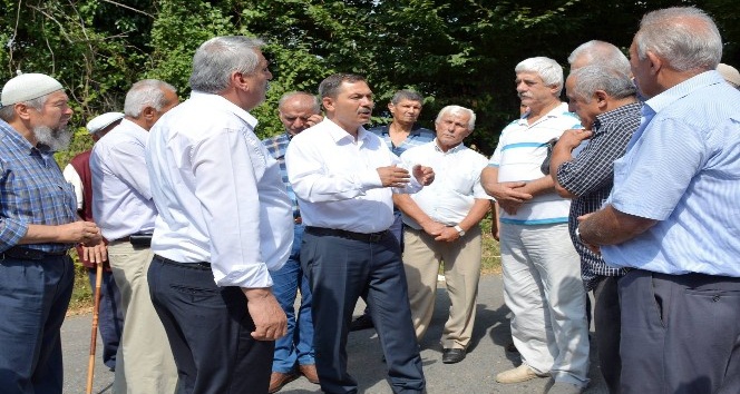 Başkan Uysal mahalleleri gezip vatandaşlarla sohbet etti
